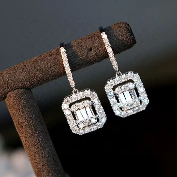 0.82ct 別緻款方形鑽石耳勾Square Style Diamond Hook Earrings 
